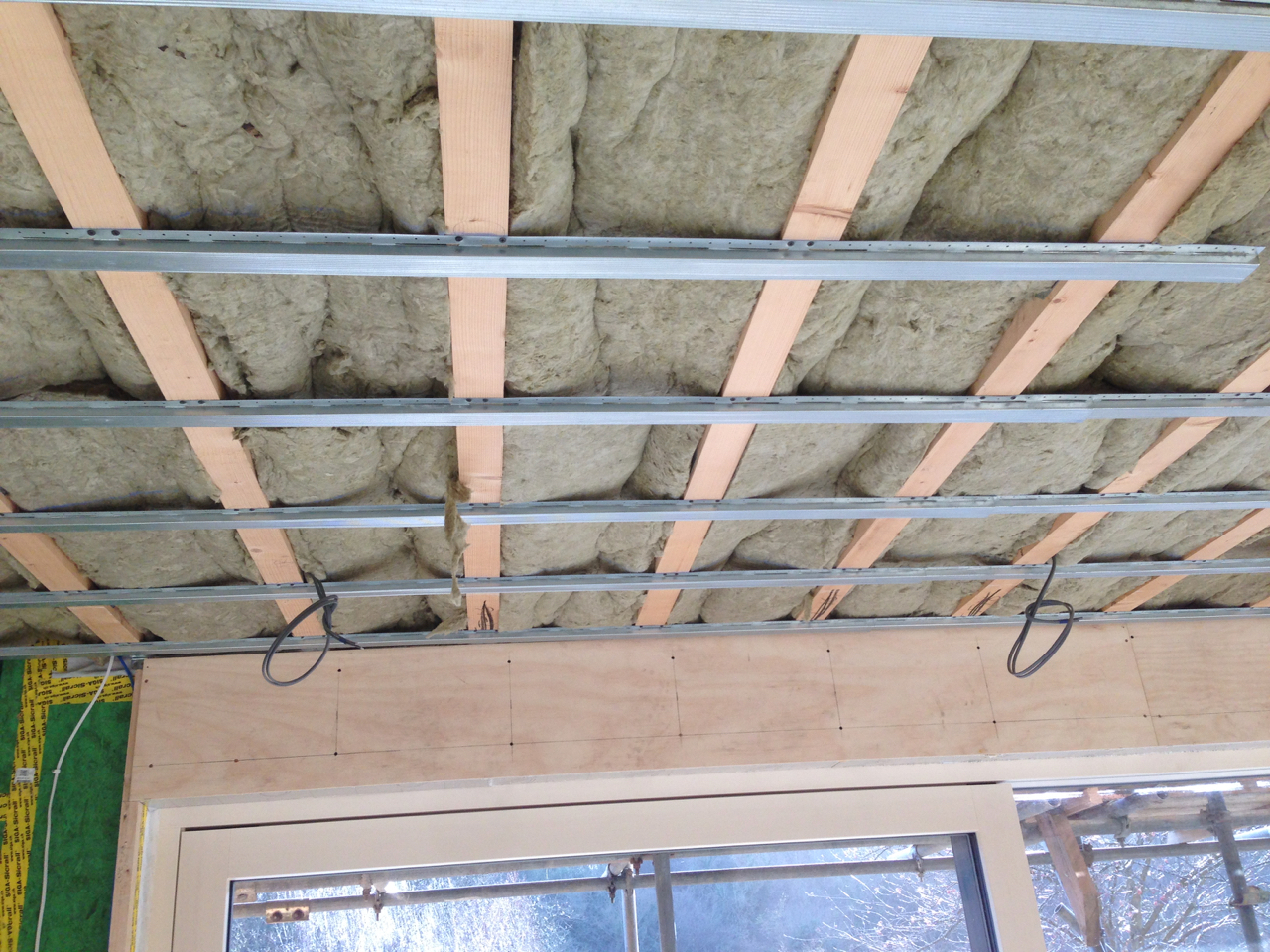 Sound insulation in between joists